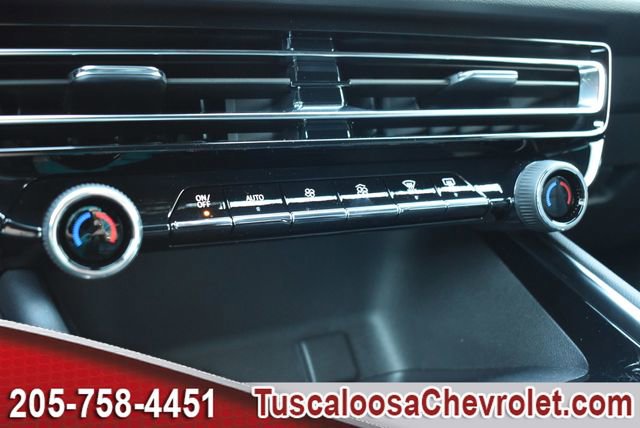 New 2026 Chevrolet Traverse LT w/ Driver Confidence Package FWD image 32