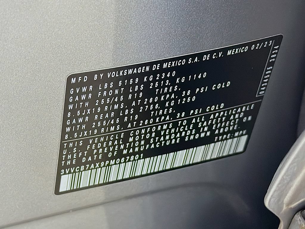 Used 2023 Volkswagen Tiguan SE R-Line FWD image 43