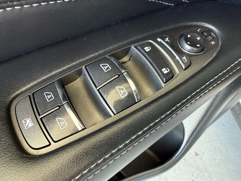 Used 2019 INFINITI QX60 Luxe w/ Essential Package FWD image 26