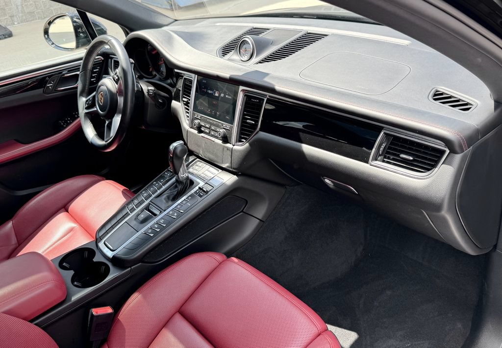Used 2018 Porsche Macan S AWD/4WD image 33