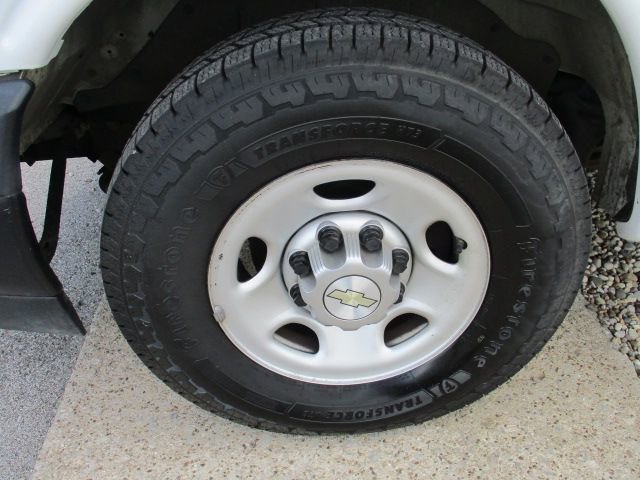 Used 2020 Chevrolet Express 2500 w/ Driver Convenience Package RWD image 25