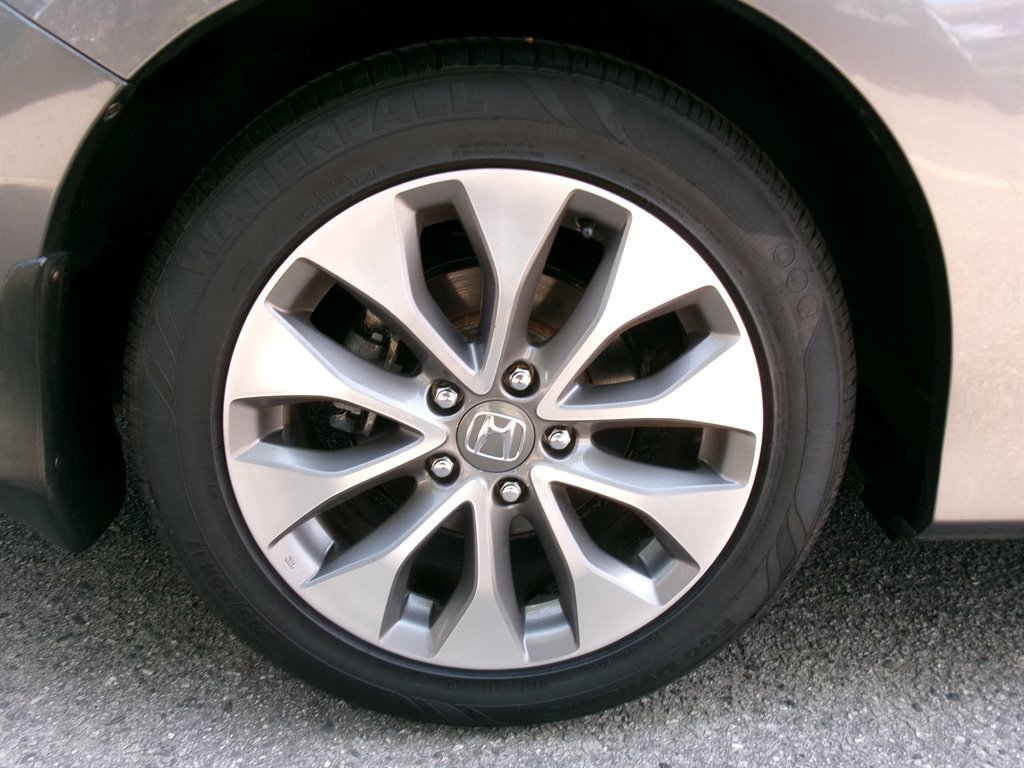 Used 2014 Honda Accord EX-L image 35