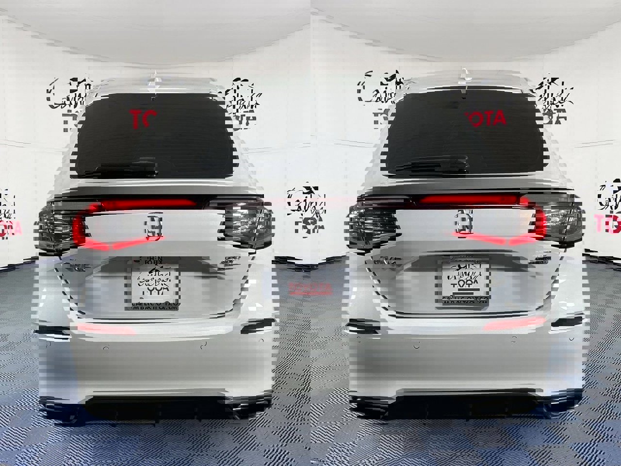 Used 2023 Honda Civic Sport Touring image 6