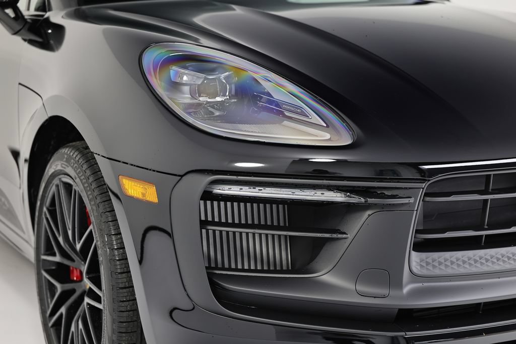 New 2026 Porsche Macan GTS AWD/4WD image 17