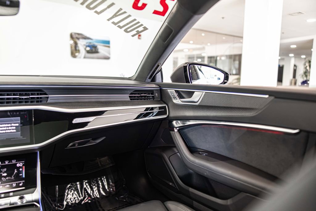 Used 2025 Audi RS 7 Performance AWD/4WD image 41