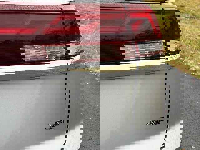 New 2026 Volkswagen Atlas Cross Sport SEL Premium R-Line image 17