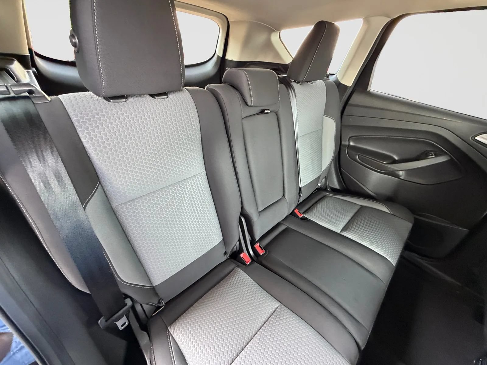 Used 2019 Ford Escape SE AWD/4WD image 17