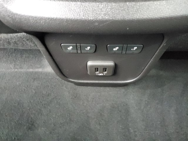 Certified 2024 Chevrolet Equinox Premier FWD image 15