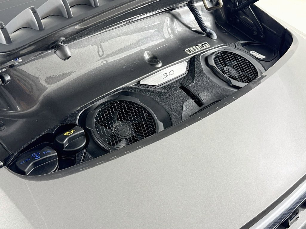 Used 2021 Porsche 911 Carrera RWD image 30