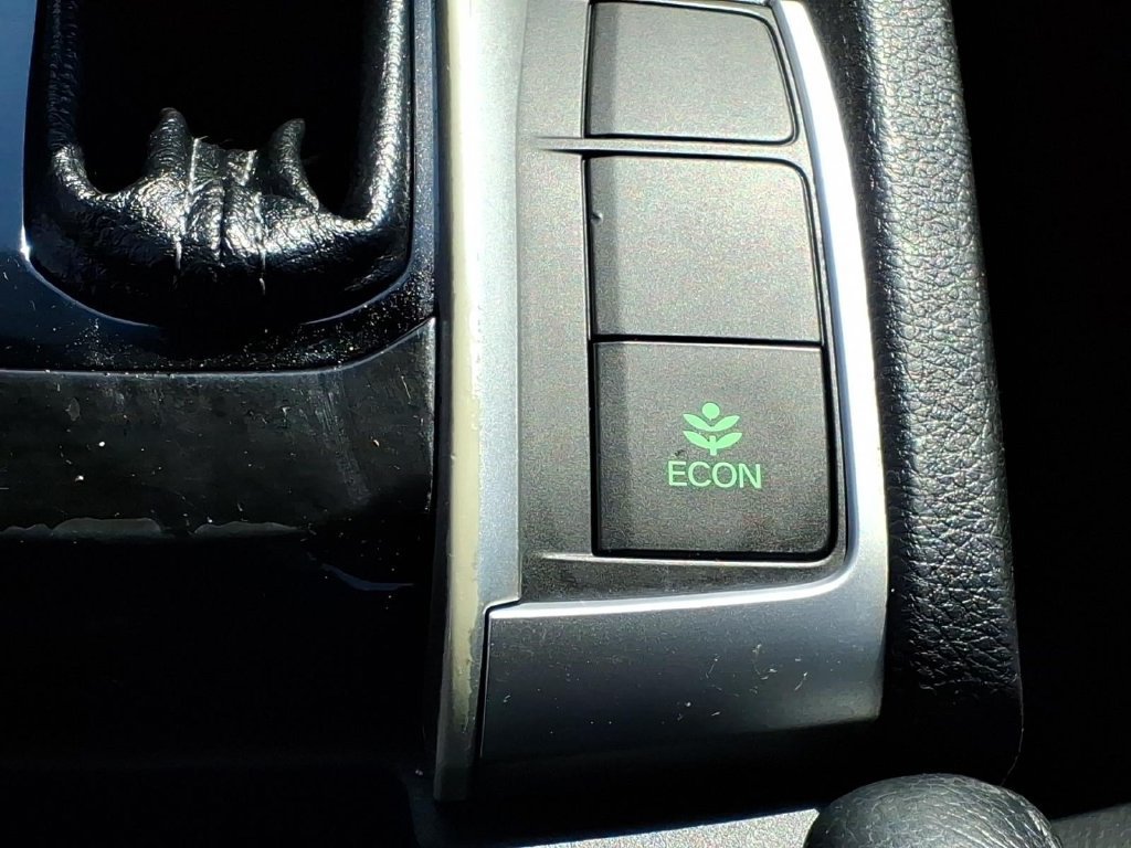 Used 2021 Honda Civic Sport image 23