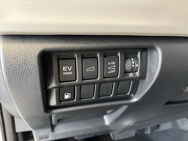 Used 2025 Subaru Forester Limited w/ Popular Package AWD/4WD image 17