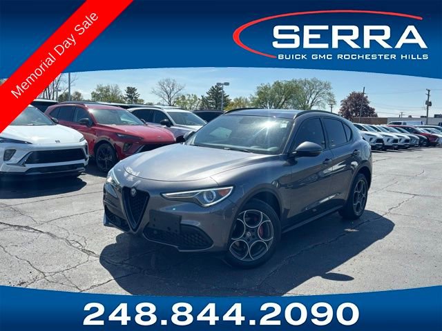 Used 2018 Alfa Romeo Stelvio Sport w/ Quick Order Package 22J Sport