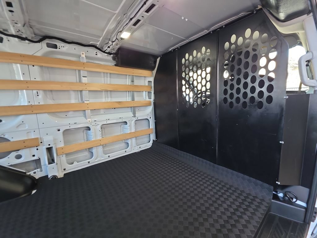 Used 2025 Ford Transit 250 Low Roof w/ Exterior Upgrade Package RWD image 20