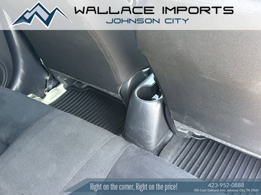 Used 2018 Nissan Versa S Plus FWD image 37