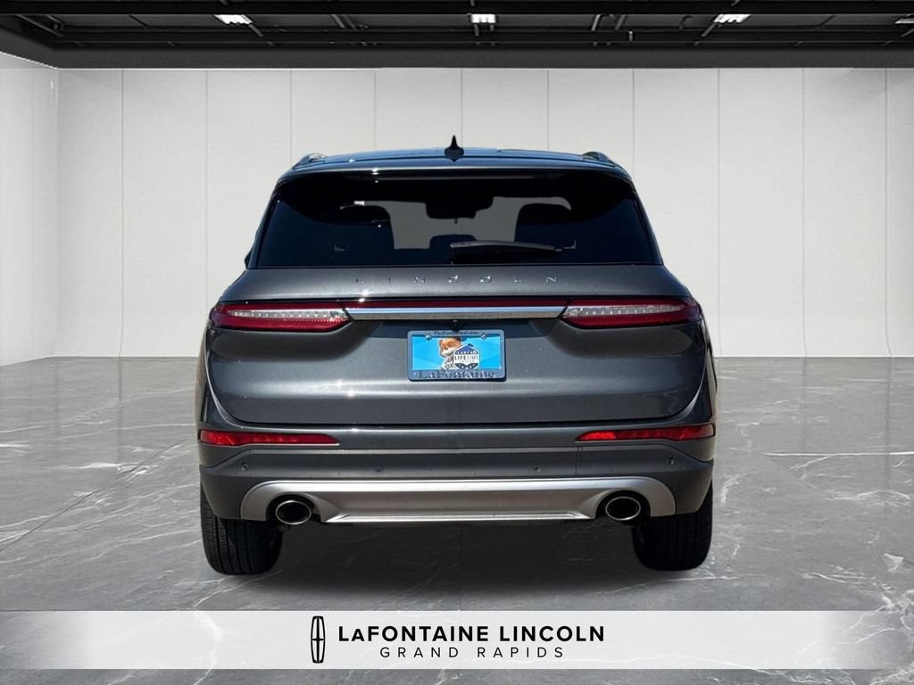 Used 2023 Lincoln Corsair Reserve w/ Equipment Group 202A AWD/4WD image 4