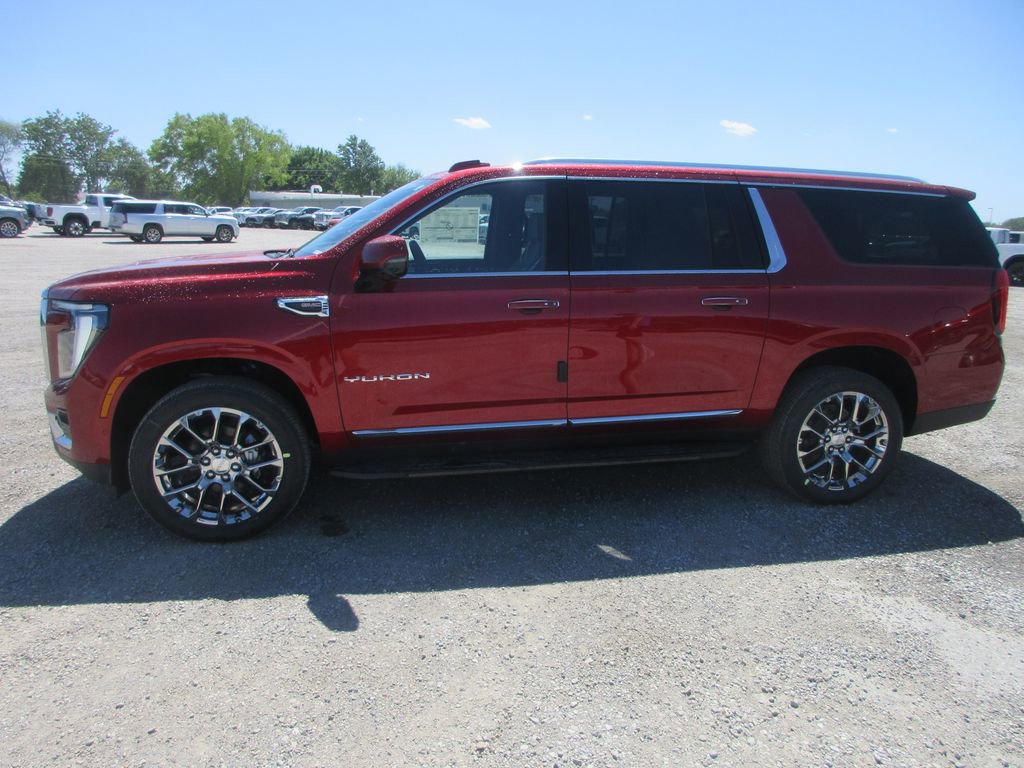 New 2026 GMC Yukon XL Elevation w/ Elevation Premium Package AWD/4WD image 7