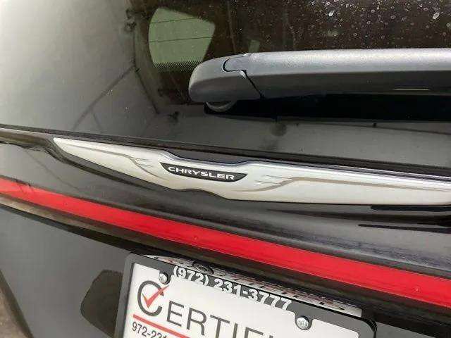 Used 2025 Chrysler Pacifica Select FWD image 96