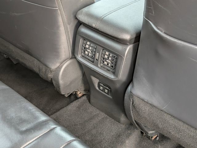 Used 2020 Toyota RAV4 XLE Premium image 32