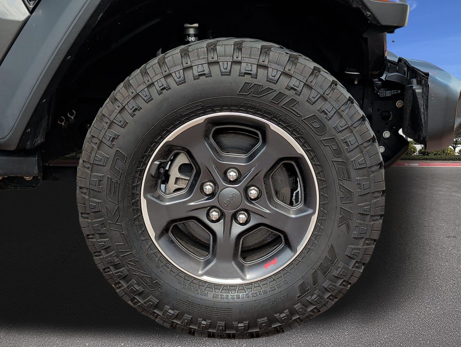 Used 2021 Jeep Gladiator Rubicon AWD/4WD image 7