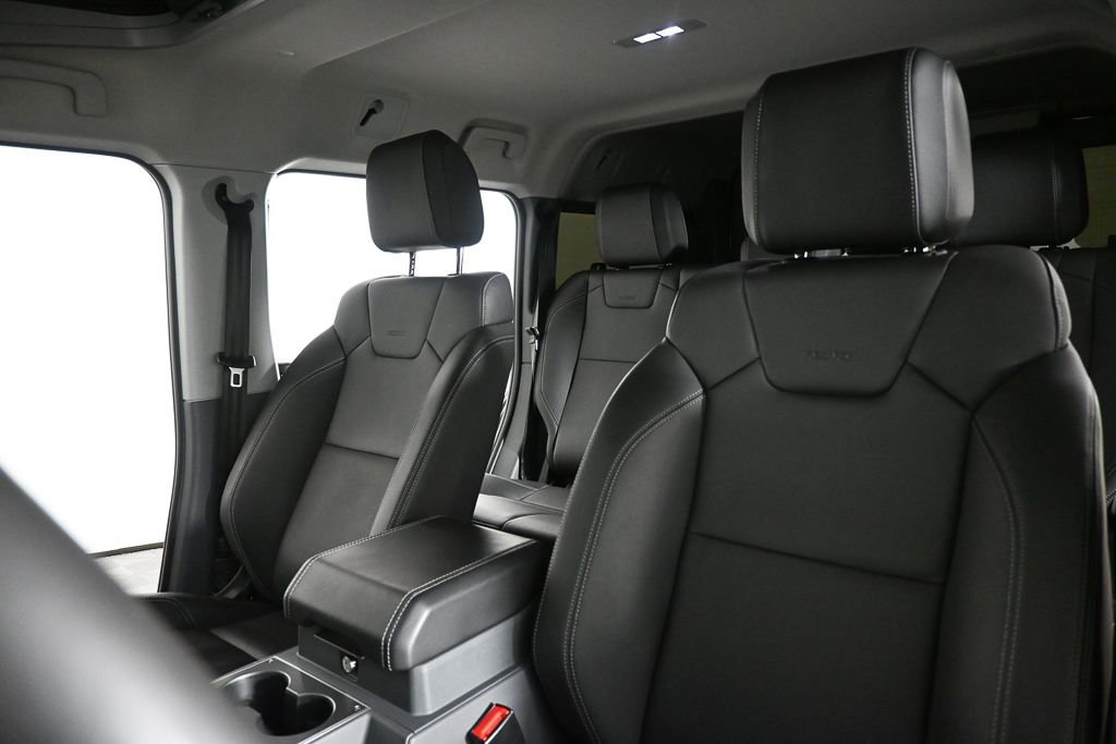 Used 2024 INEOS Grenadier Fieldmaster Edition image 5