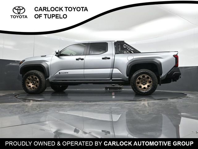 Used 2025 Toyota Tacoma Trailhunter image 54