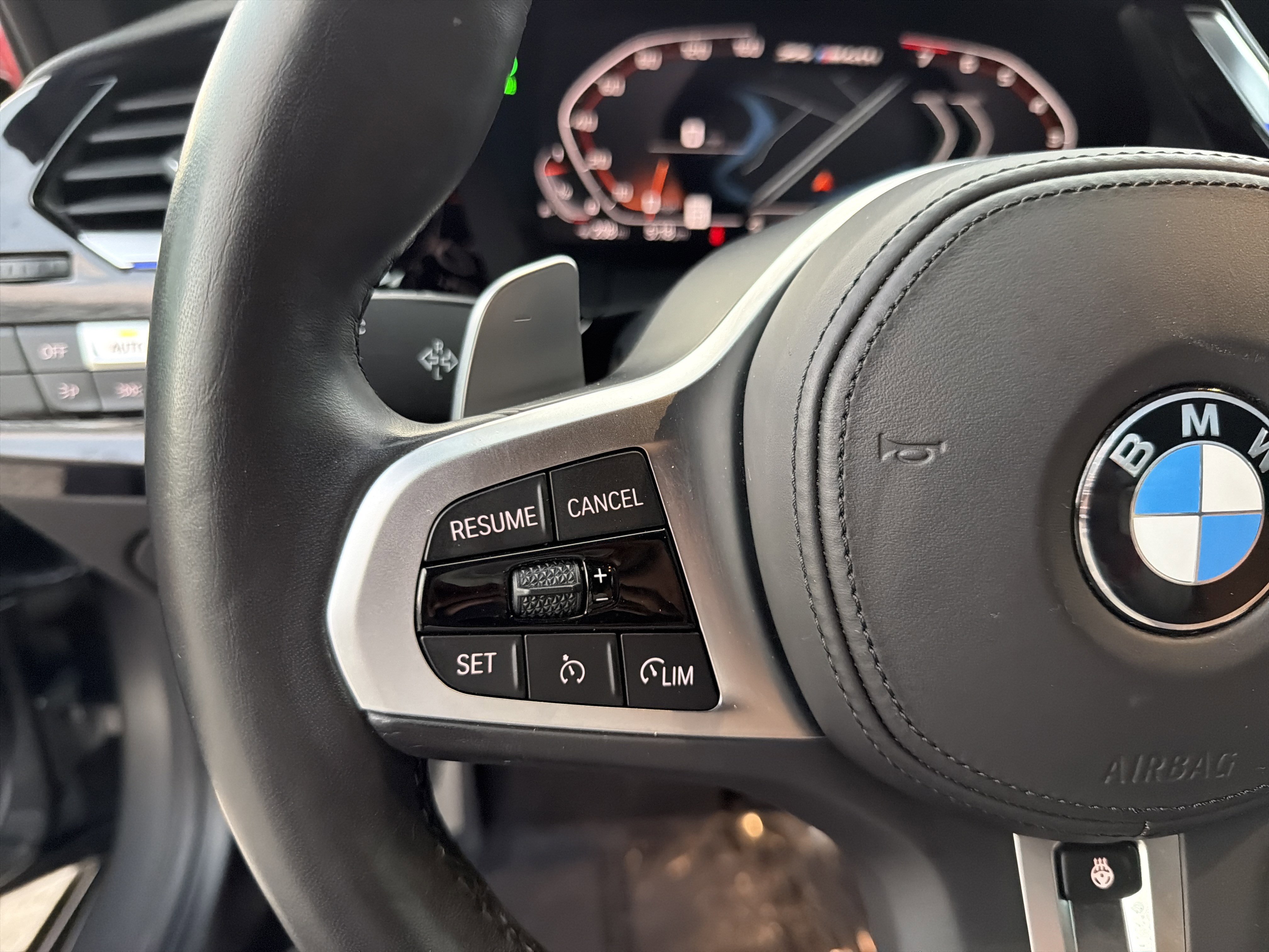 Used 2021 BMW Z4 M40i w/ Executive Package image 8