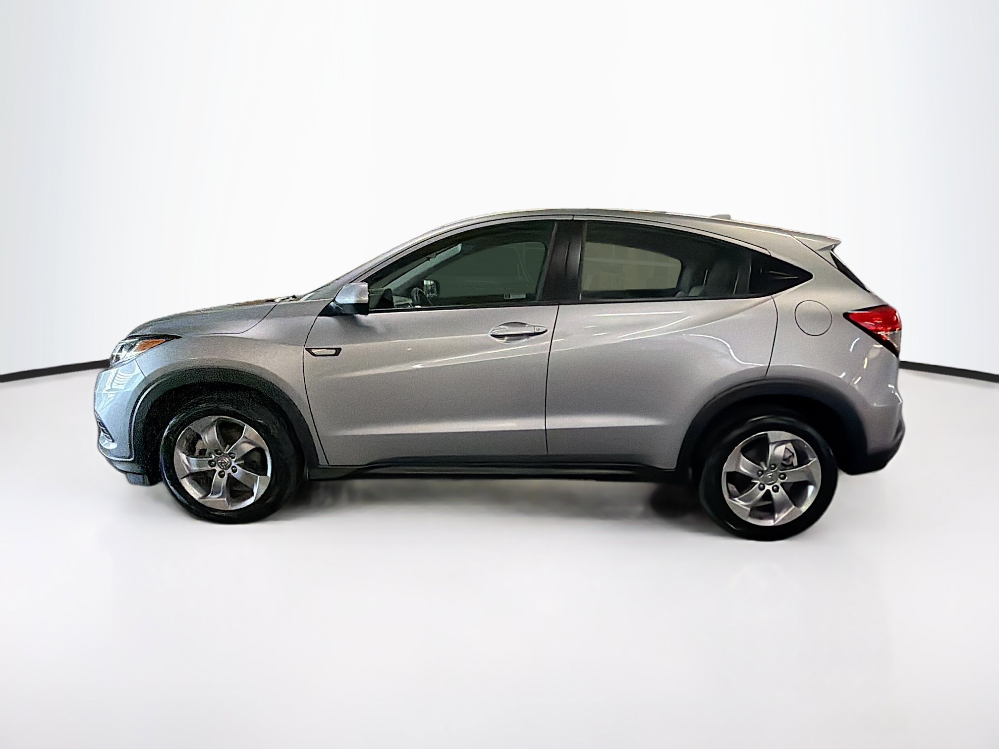 Used 2019 Honda HR-V LX image 4