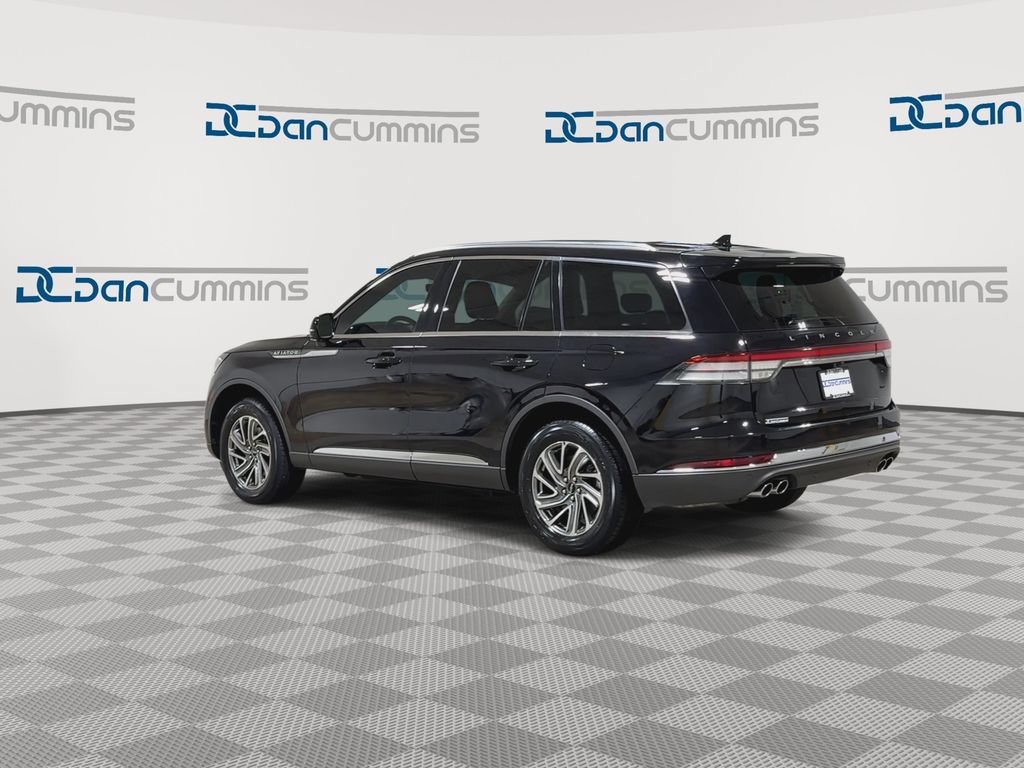 Used 2023 Lincoln Aviator AWD image 6