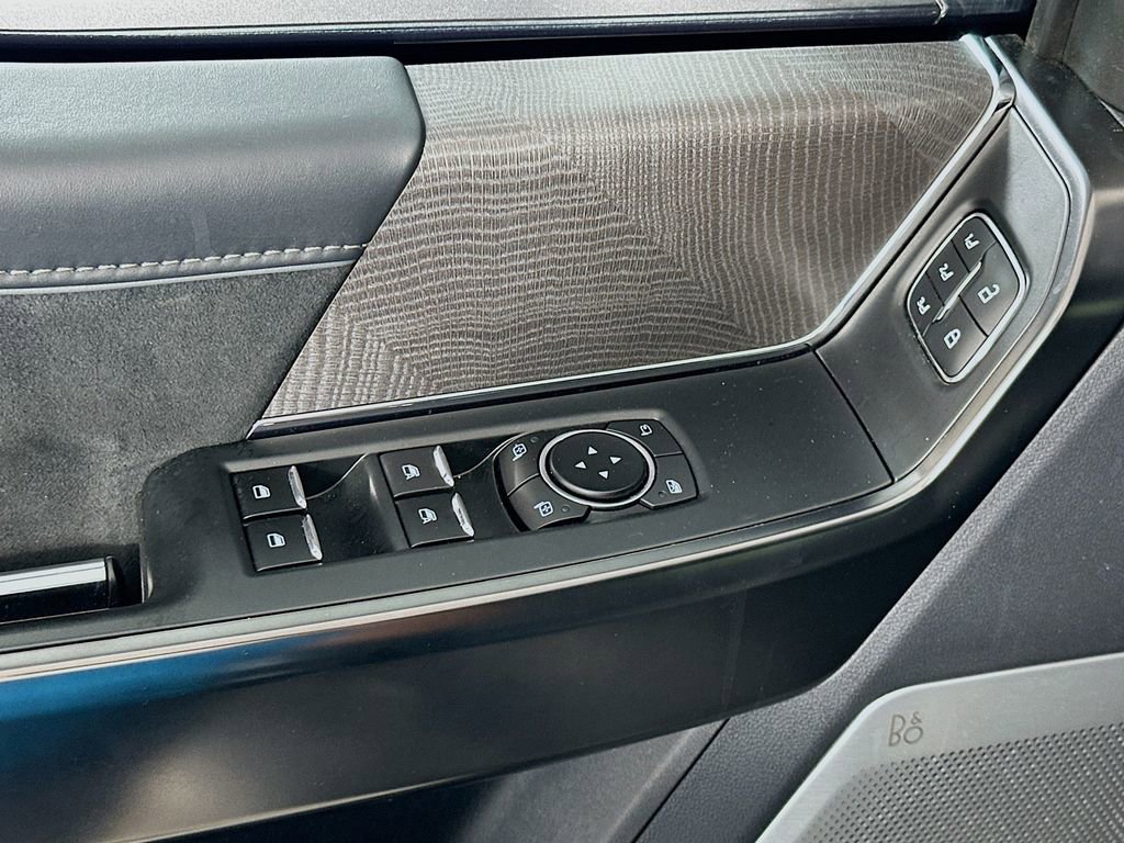 Used 2023 Ford F150 Platinum w/ Equipment Group 701A High image 16