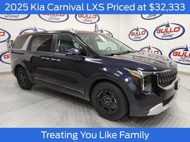 Used 2025 Kia Carnival image 1
