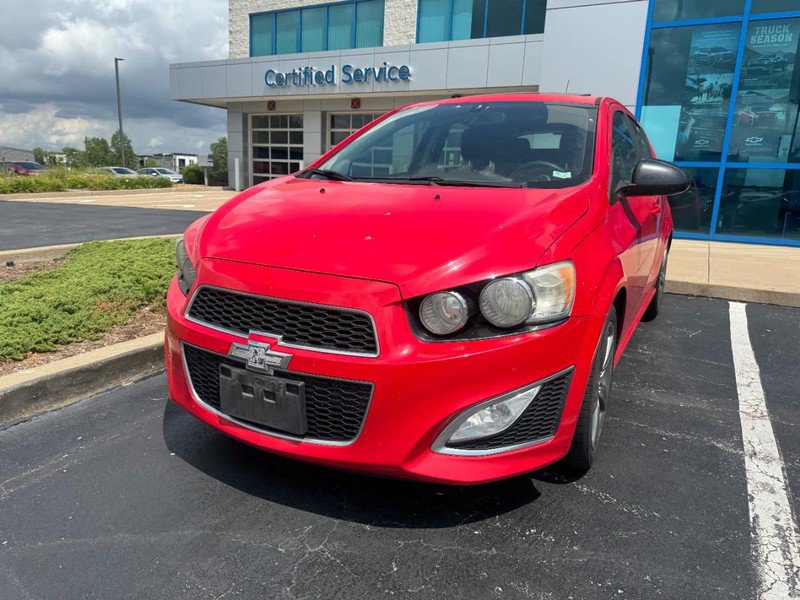 Used 2014 Chevrolet Sonic RS FWD image 2