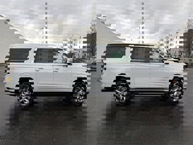 New 2026 Chevrolet Suburban Premier w/ Sun And Tow Package image 2