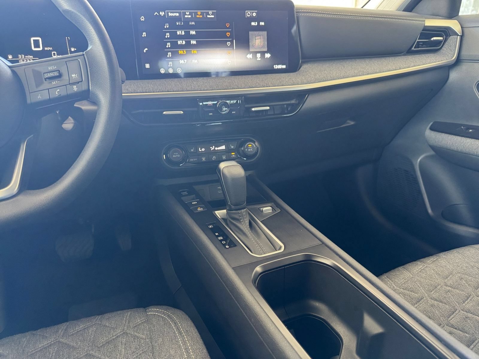 Used 2026 Nissan Kicks SV w/ Cold Weather Package AWD/4WD image 39