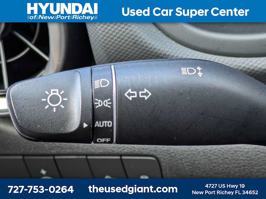 Used 2023 Hyundai Kona SE w/ Cargo Package FWD image 29