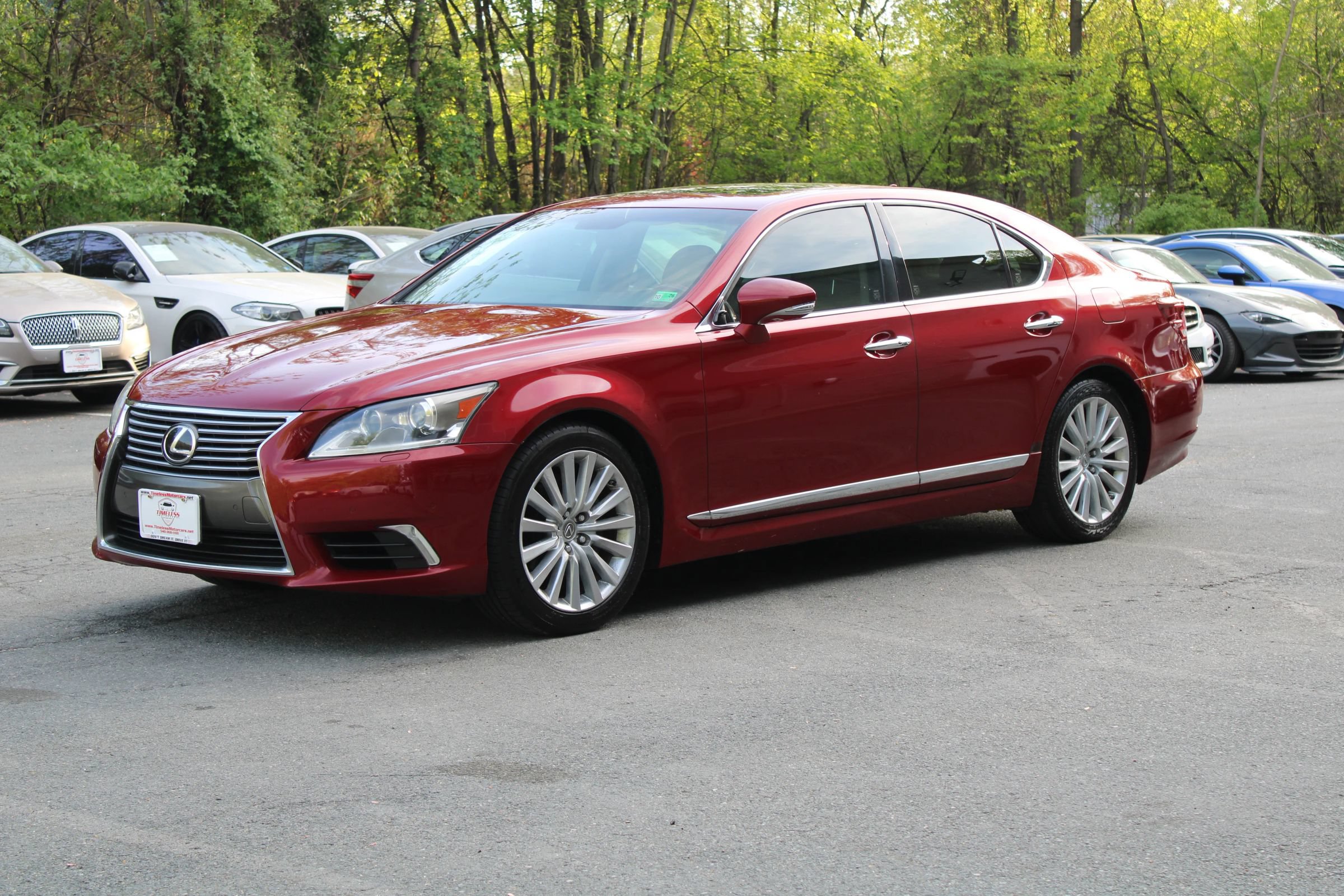 Used 2013 Lexus LS 460 w/ Comfort Pkg RWD image 3