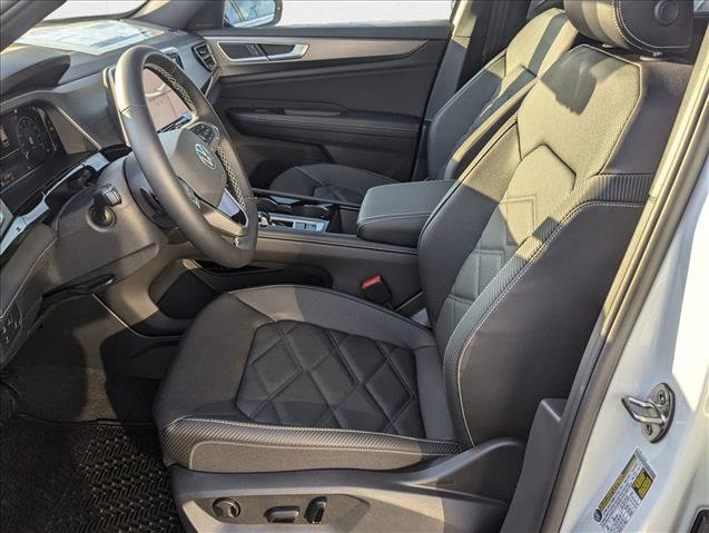 New 2026 Volkswagen Atlas Cross Sport SE image 4