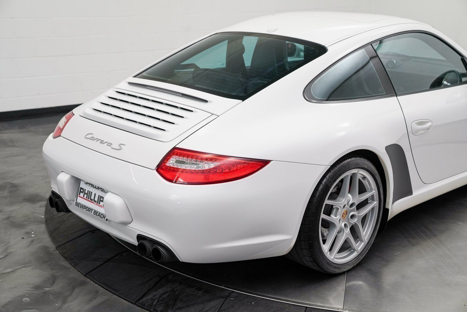 Used 2010 Porsche 911 Carrera S image 11