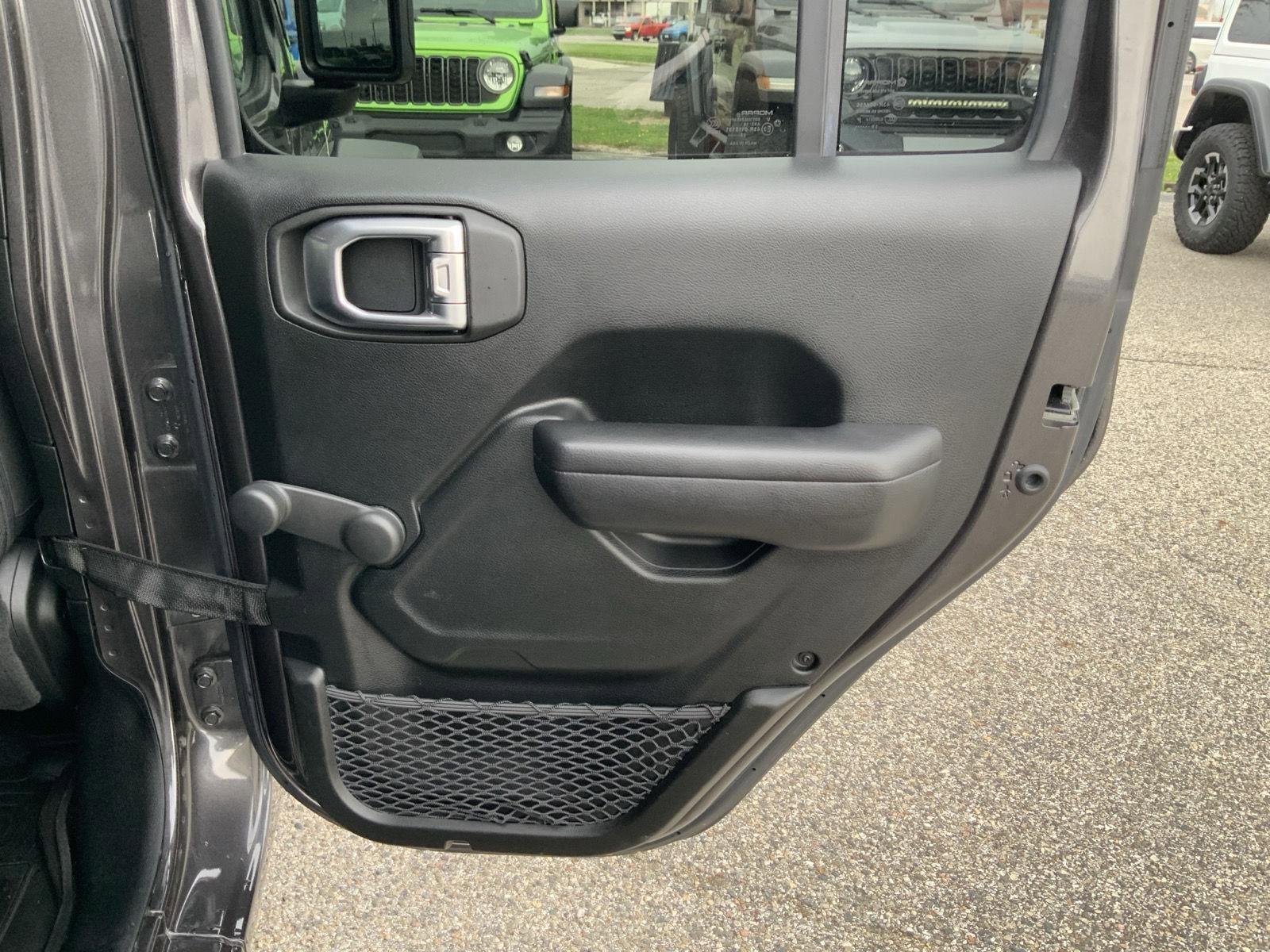 Used 2020 Jeep Wrangler Unlimited Sport image 44
