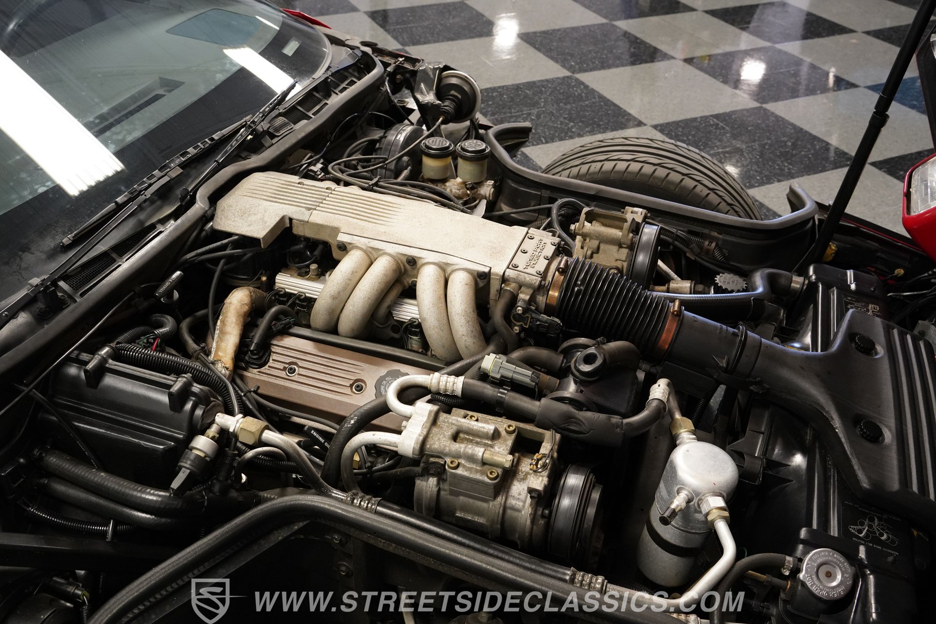 Used 1989 Chevrolet Corvette Convertible RWD image 35
