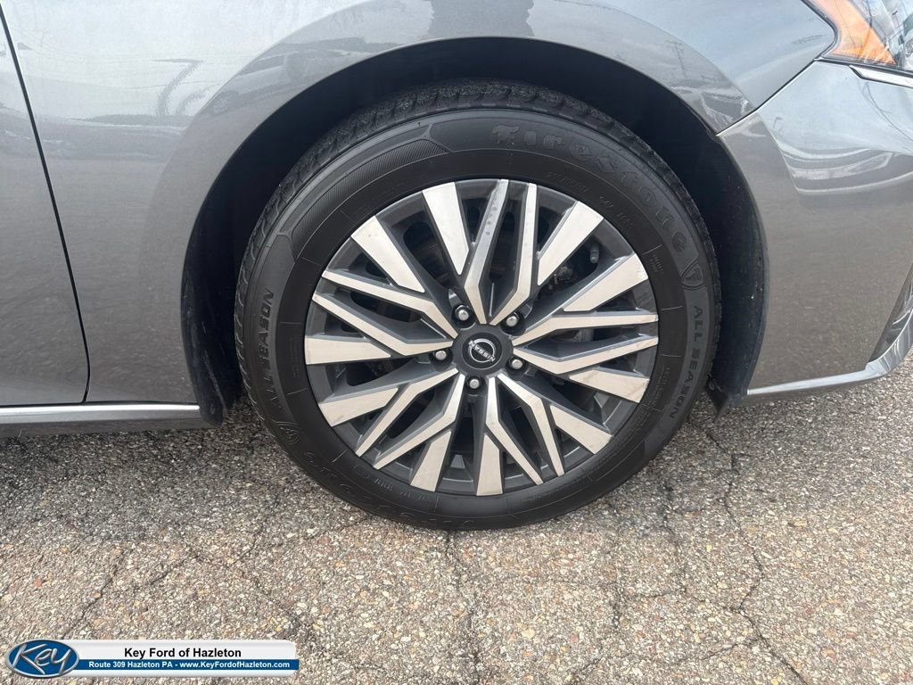 Used 2024 Nissan Altima 2.5 SV FWD image 10