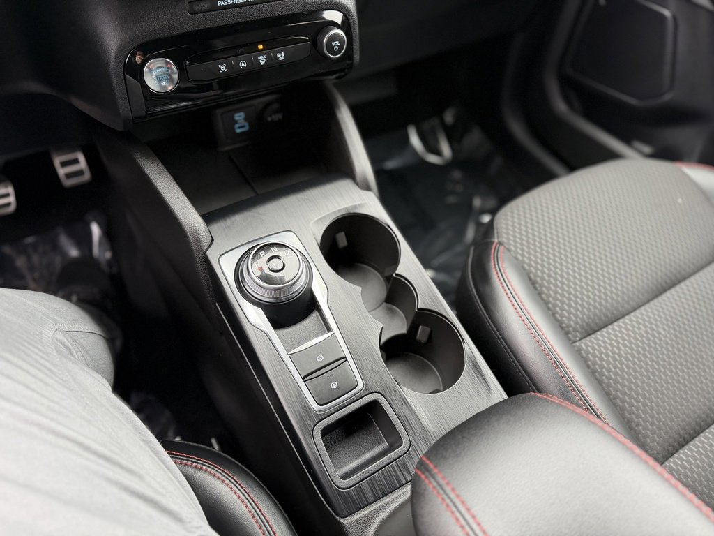 Certified 2023 Ford Escape ST-Line w/ Tech Pack #1 image 16