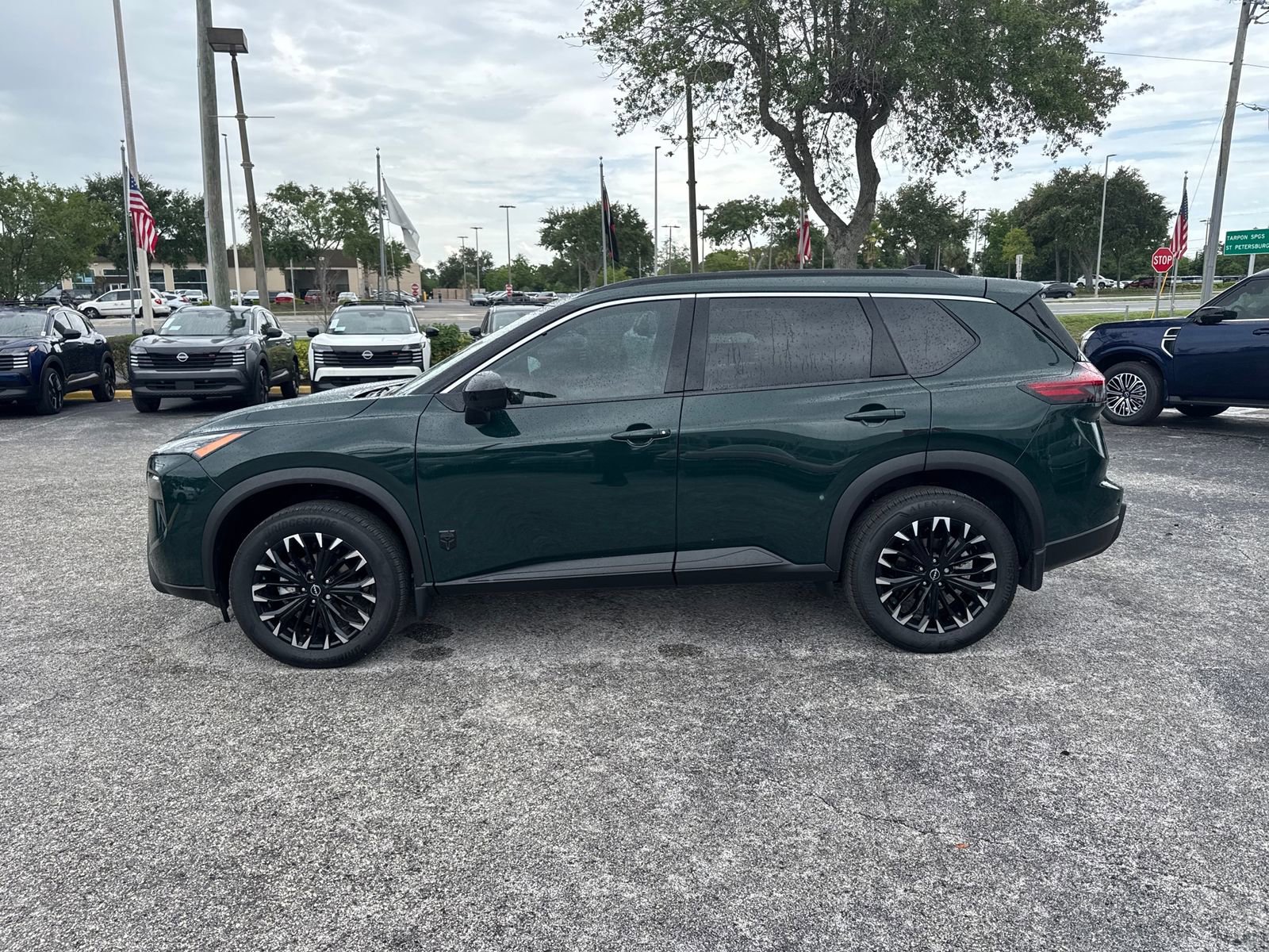 New 2026 Nissan Rogue Dark Armor FWD image 17