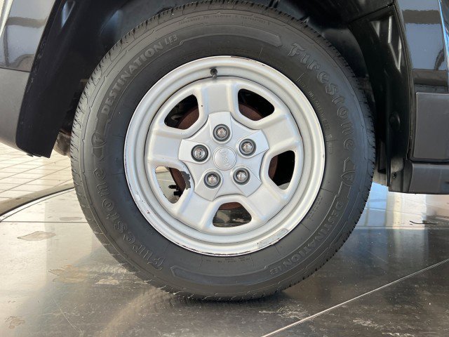 Used 2016 Jeep Patriot Sport w/ Power Value Group image 32