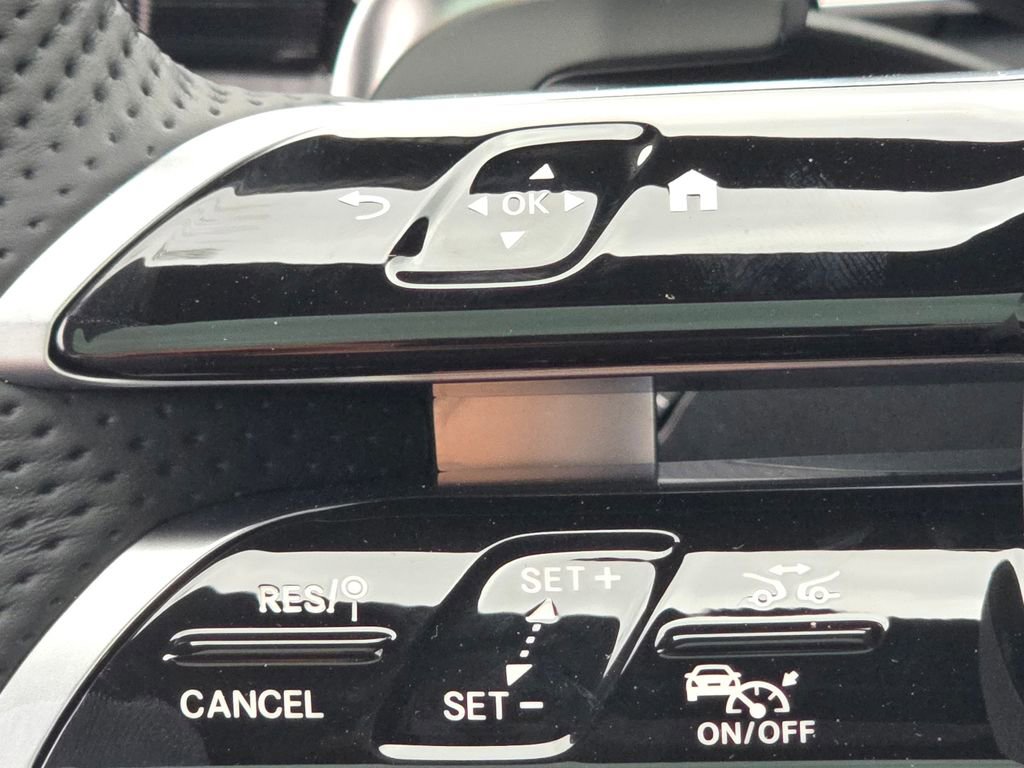 New 2026 Mercedes-Benz CLE 53 AMG 4MATIC Coupe image 32
