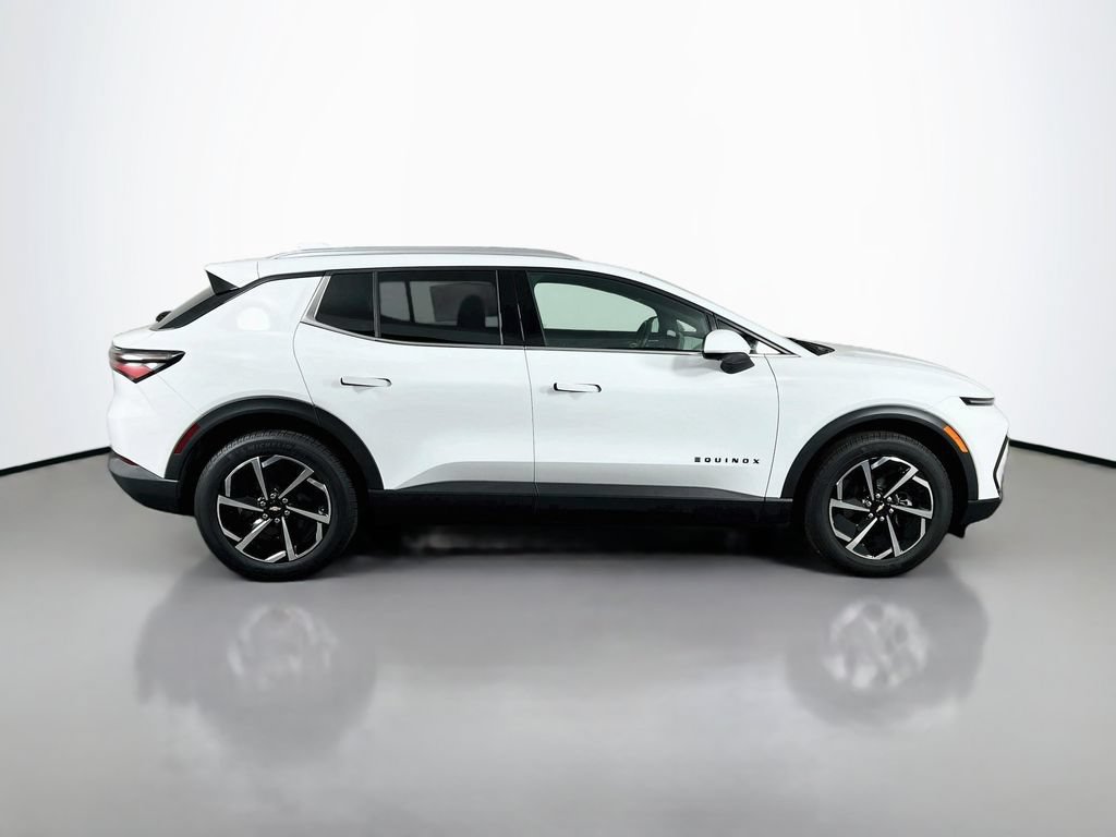 New 2026 Chevrolet Equinox EV LT FWD image 4