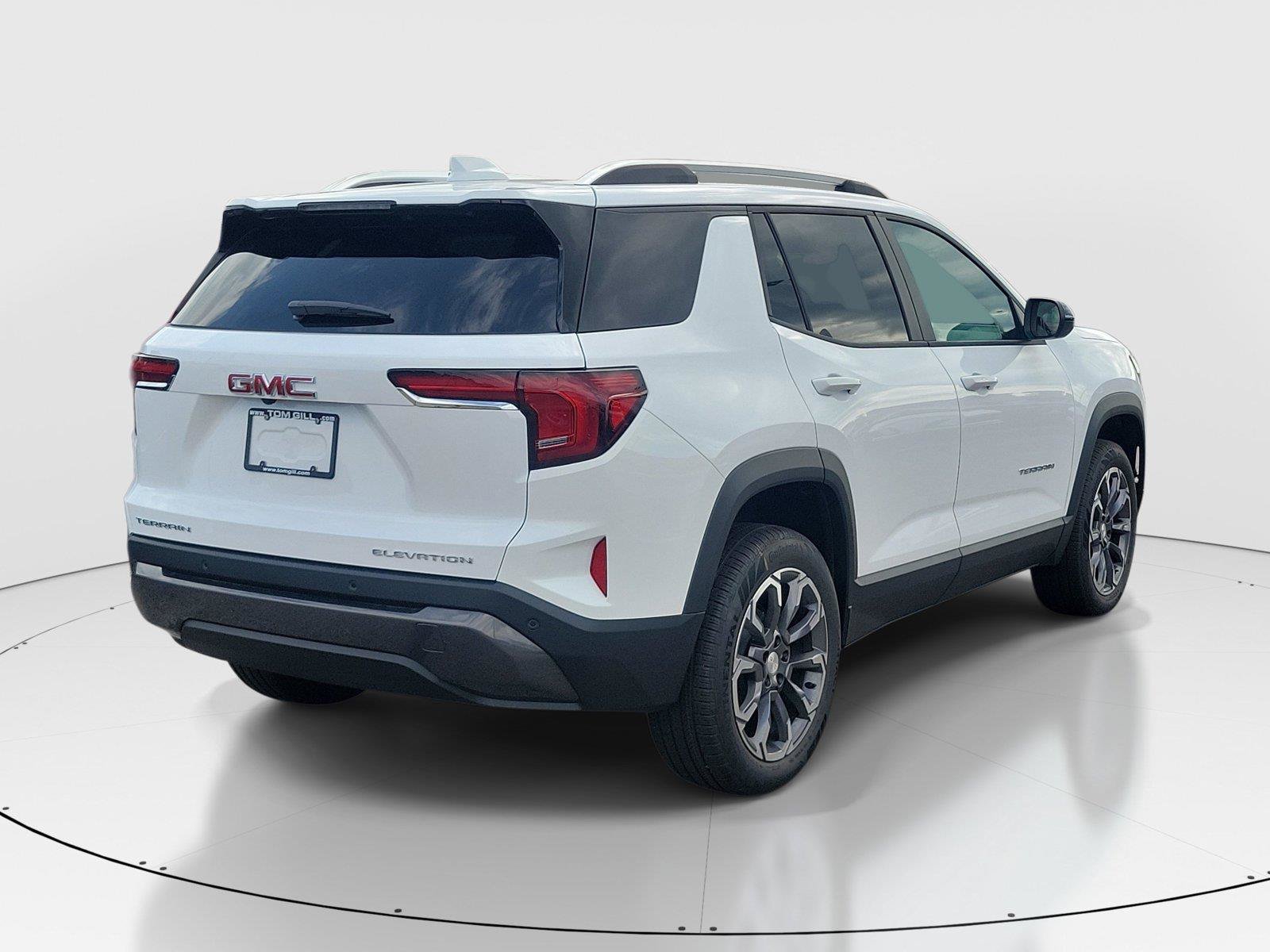 New 2027 GMC Terrain Elevation w/ Elevation Premium Package FWD image 4