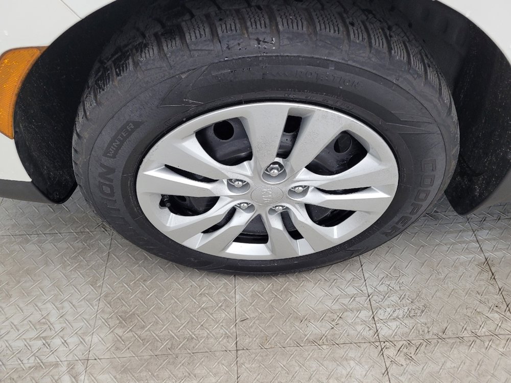 Used 2021 Kia Soul LX FWD image 31