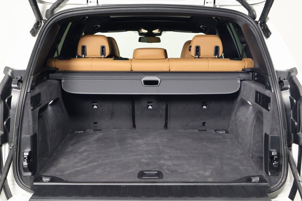 Used 2025 BMW X5 xDrive40i w/ Climate Comfort Package image 14