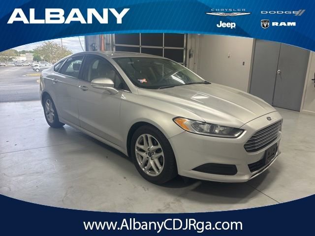 Used 2015 Ford Fusion SE