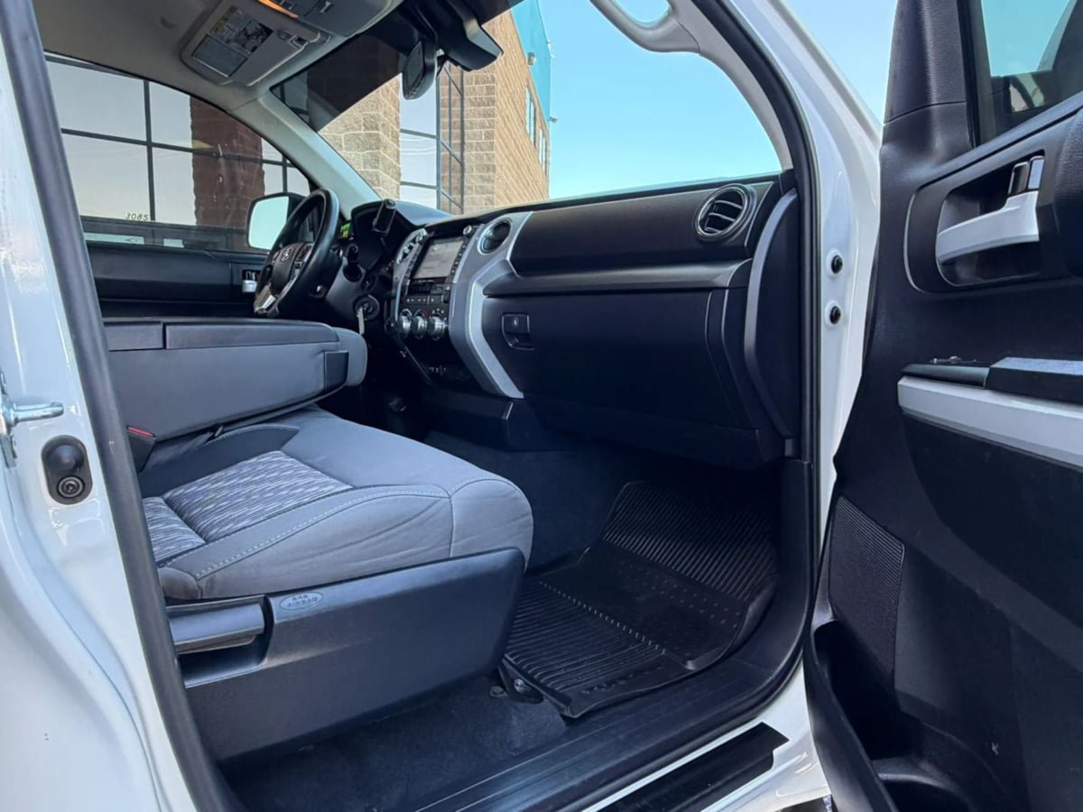 Used 2021 Toyota Tundra SR5 AWD/4WD image 54